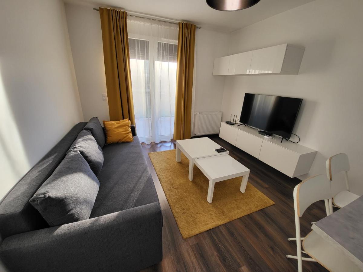 Sdp Marina Apartment บูดาเปสต์ ภายนอก รูปภาพ